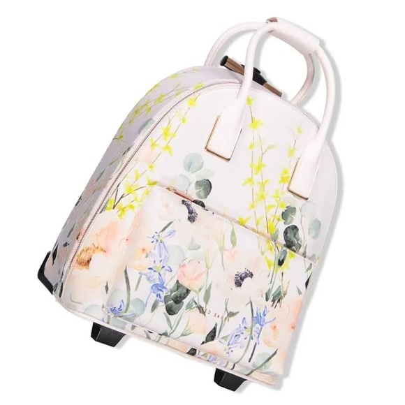 ❌SOLD ❌Ted Baker London Elianna Elegant Travel Bag - Pink - Picture 15 of 15